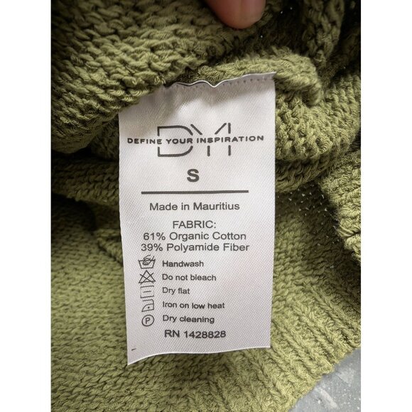 DYI Women's Sweater Short Lichen Green Size Small - Picture 2 of 5